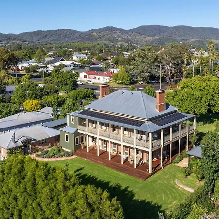 Bleak House - A Landmark Of Mudgee's Heritage Holiday home Mudgee