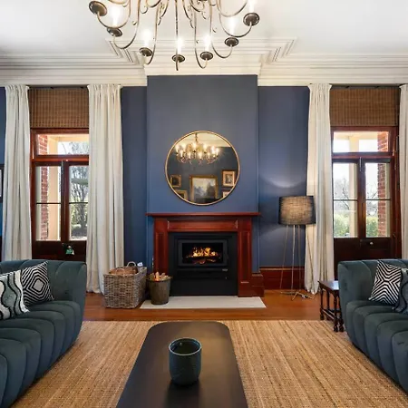 Bleak House - A Landmark Of Mudgee's Heritage * Mudgee