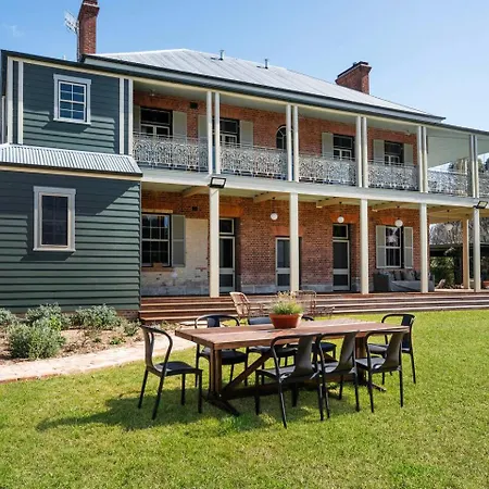 Bleak House - A Landmark Of Mudgee's Heritage * Mudgee