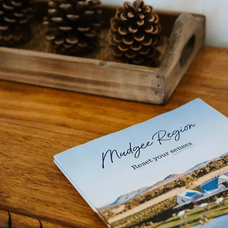 Mygoura - Charming Country Living In Town Holiday home Mudgee