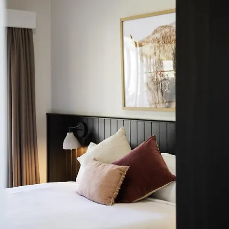 Parklands 4*