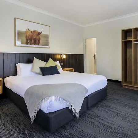 Parklands 4*
