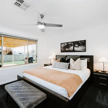 Casa Bliss - Serene Country Escape Near Town Centre Mudgee
