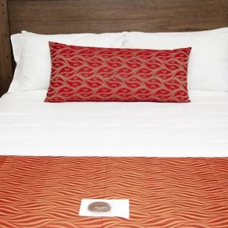 Parklands 4*