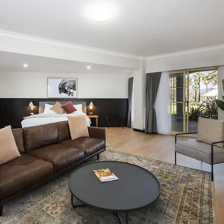 Motel Parklands 4*