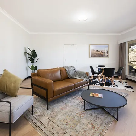 Motel Parklands