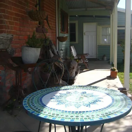 Mudgee Bed And Breakfast Bed & Breakfast