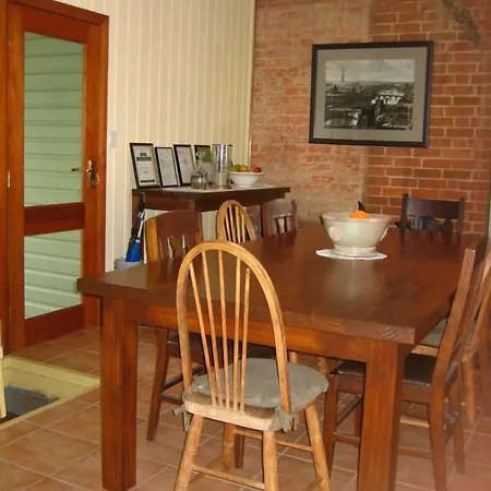 Mudgee Bed And Breakfast Bed & Breakfast 4*