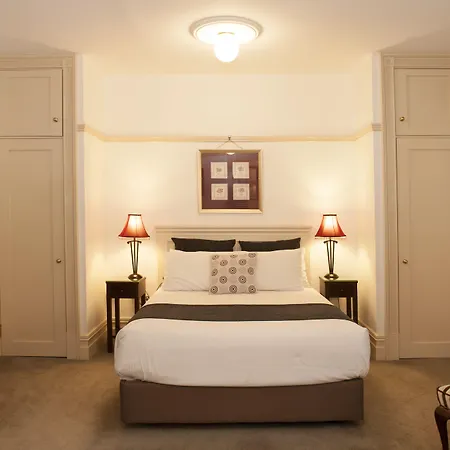 Hotel Cobb & Co Court Boutique Mudgee
