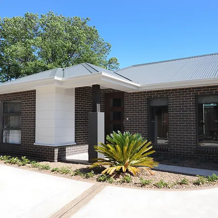 Kirsten Accommodation Mudgee *