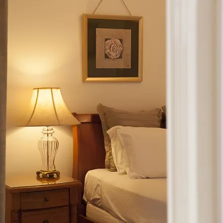 Cobb & Co Court Boutique Hotel 4*