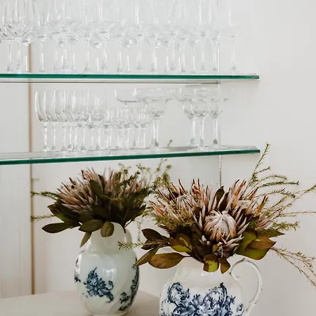 The Warehouse - Heritage Elegance In Holiday home *