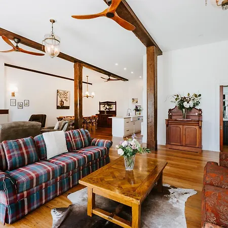 Holiday home The Warehouse - Heritage Elegance In