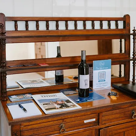 The Warehouse - Heritage Elegance In Holiday home *