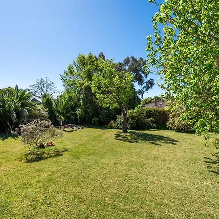 8th Tee - Retro Vibes Peacefully Tucked Away Holiday home