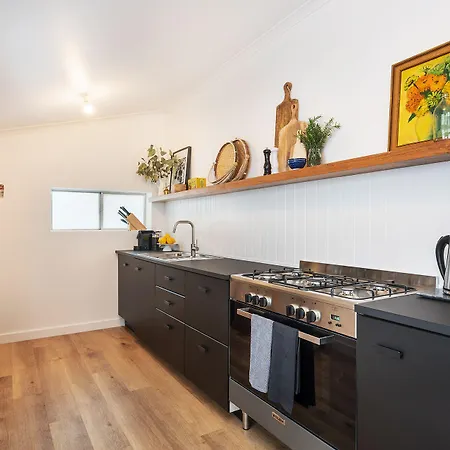 Lauralla Bed & Breakfast