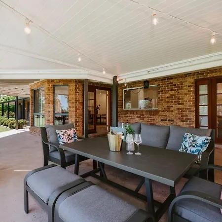 Holiday home Tilia Estate - Wine Country Haven With Games Mudgee