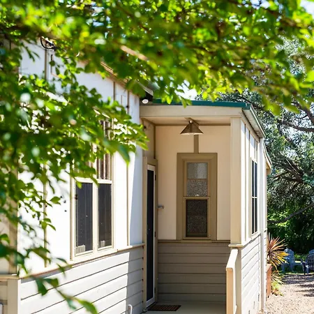 A Market Place - Walk To Town Centre & Parks Holiday home *