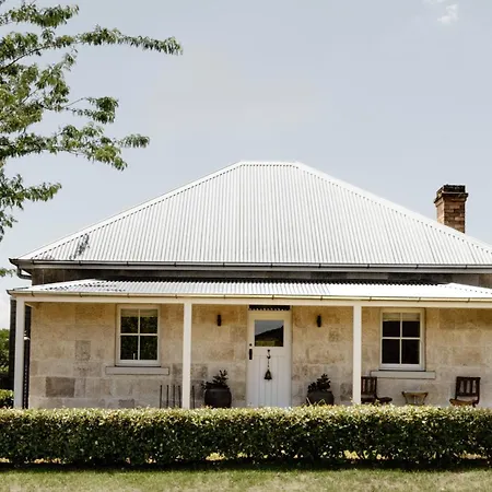 Airdrie - Storybook Country Charm