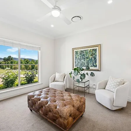 Holiday home Putta Bucca Manor - Poised Poolside Country Living