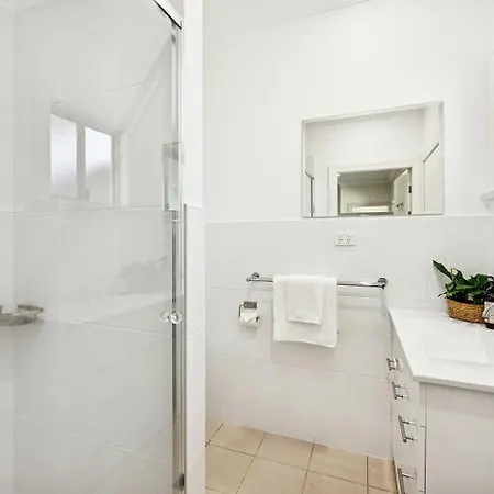 Putta Bucca Manor - Poised Poolside Country Living Holiday home Mudgee
