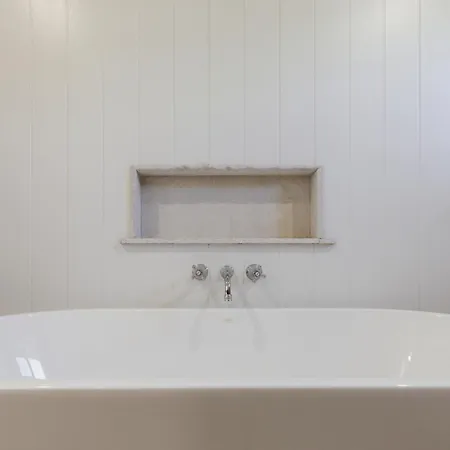 Airdrie - Storybook Country Charm Holiday home