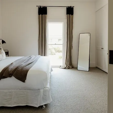 Airdrie - Storybook Country Charm Holiday home Mudgee