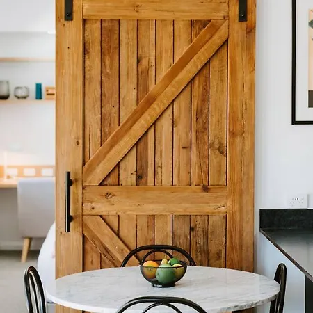 Villa Petit Verdot - A Luxe Wine Retreat Mudgee