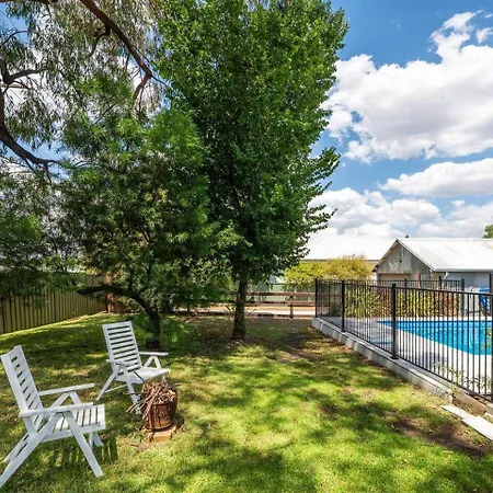 Ironbark Oasis - Serene Poolside Haven By Cbd * Mudgee
