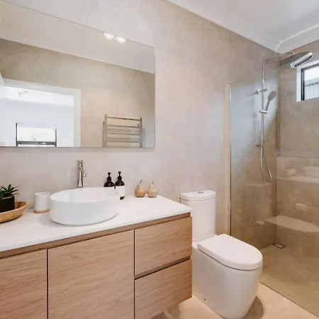 Gabrielle - A Luxury Retreat Near Villa Mudgee