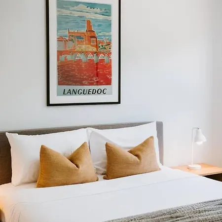 Gabrielle - A Luxury Retreat Near