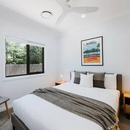 Holiday home Luxury Retreats - Group Getaway Near Wineries *
