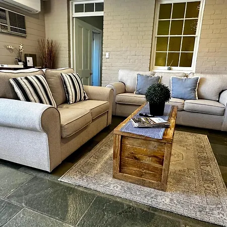 Kenso Residence, Kenso 28 & Kenso 30 * Mudgee