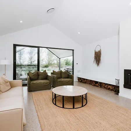 Jarli Barn - Refined Wine Country Retreat With Pool * Mudgee