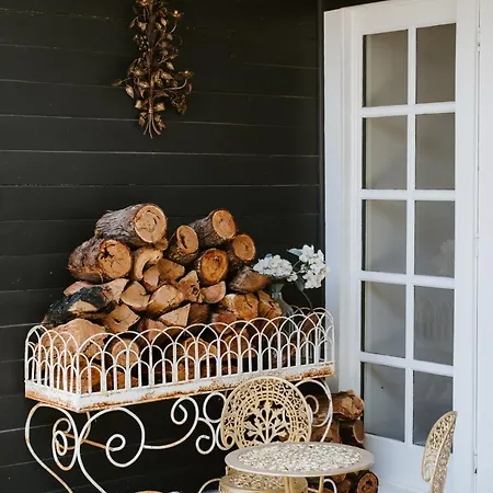 'mudgee Maison' A Charming Vintage Country Escape