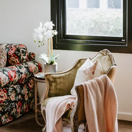 Holiday home 'mudgee Maison' A Charming Vintage Country Escape *