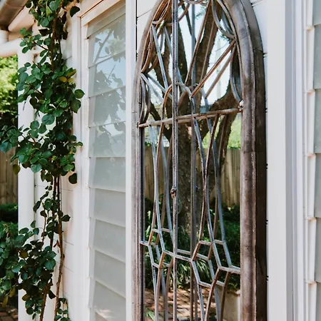 Cawarra On The Park - Historic Grandeur Holiday home