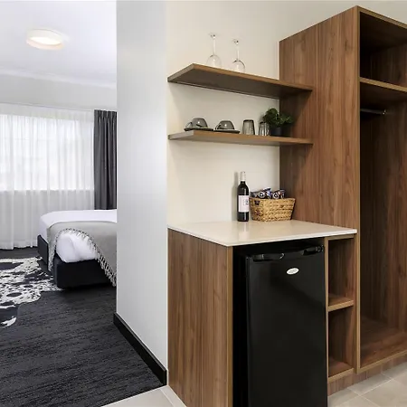 Motel Parklands