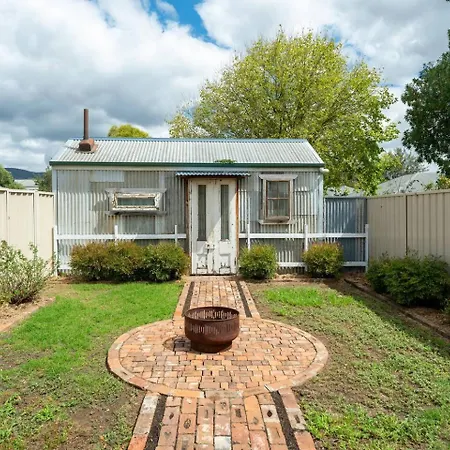 Holiday home Percy's - Storybook Heritage Charm In Town Mudgee