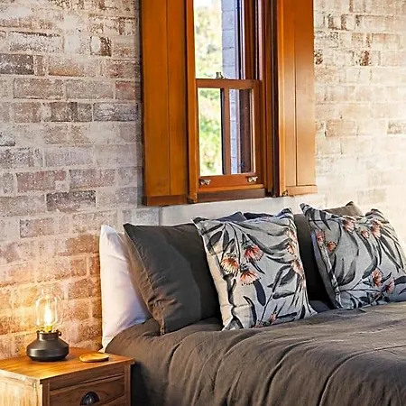Bed & Breakfast Wilgowrah Church - Wilgowrah - A Country Escape