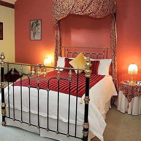 Forgandenny House 4*