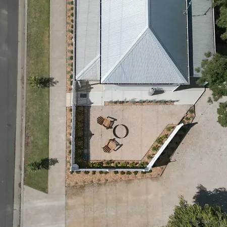 Holiday home Claret - Walk Into Mudgee's Historic Heart *