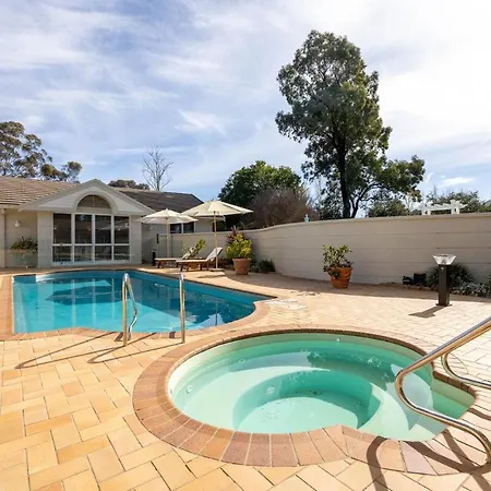 Private, Self-contained In Mudgee