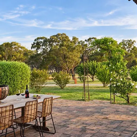 Shawwood * Mudgee