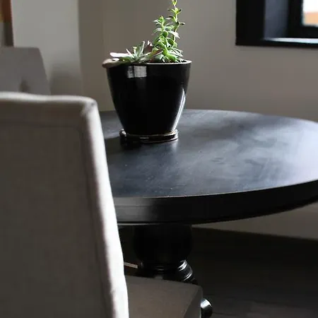 Perry Street Boutique Hotel