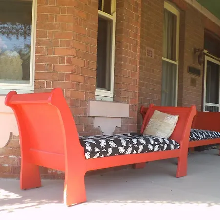 Lauralla * Mudgee