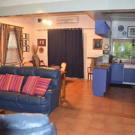21 On Lawson Holiday home *