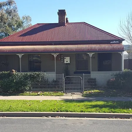 Browncoat Holiday home