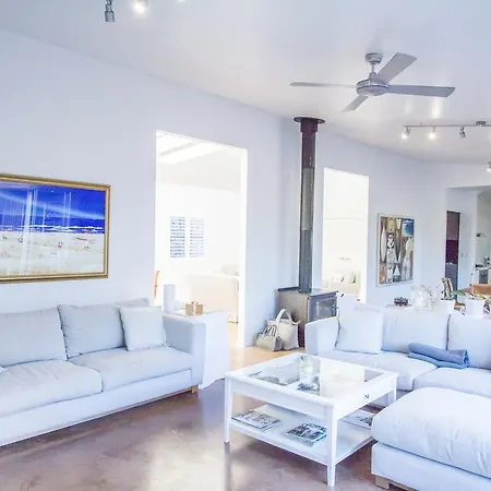 5 Star Ultimate Entertainers Sanctuary In