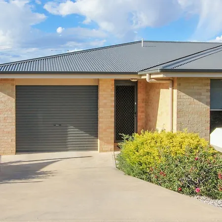 Melliodora House - Enjoy The Region Holiday home *